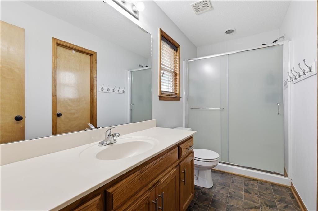 16304 HIGHT Avenue — photo 16