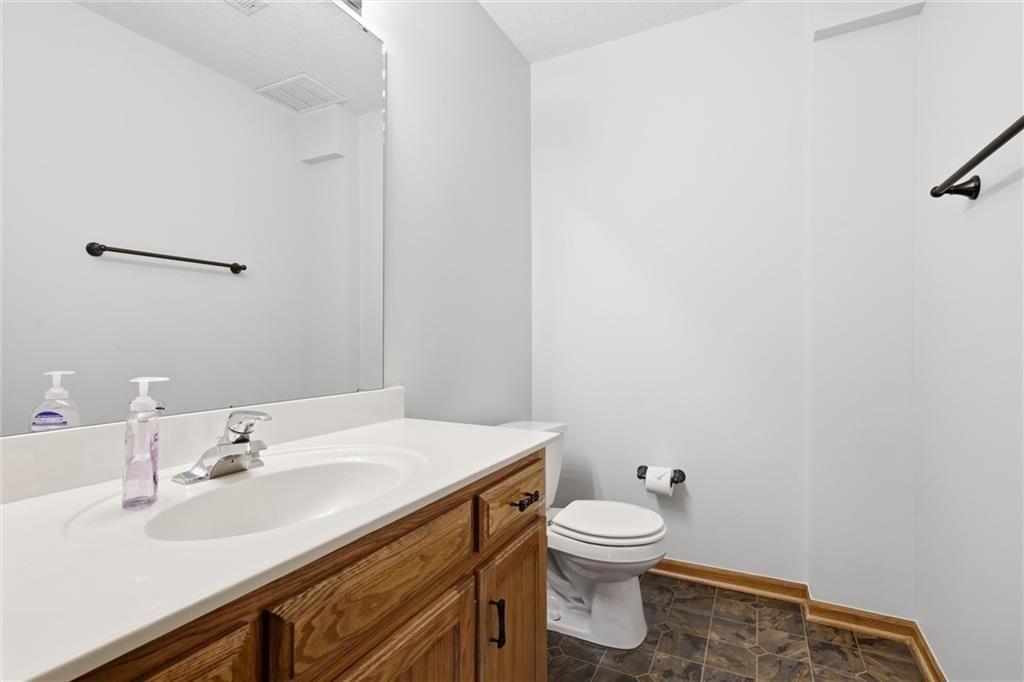 16304 HIGHT Avenue — photo 22