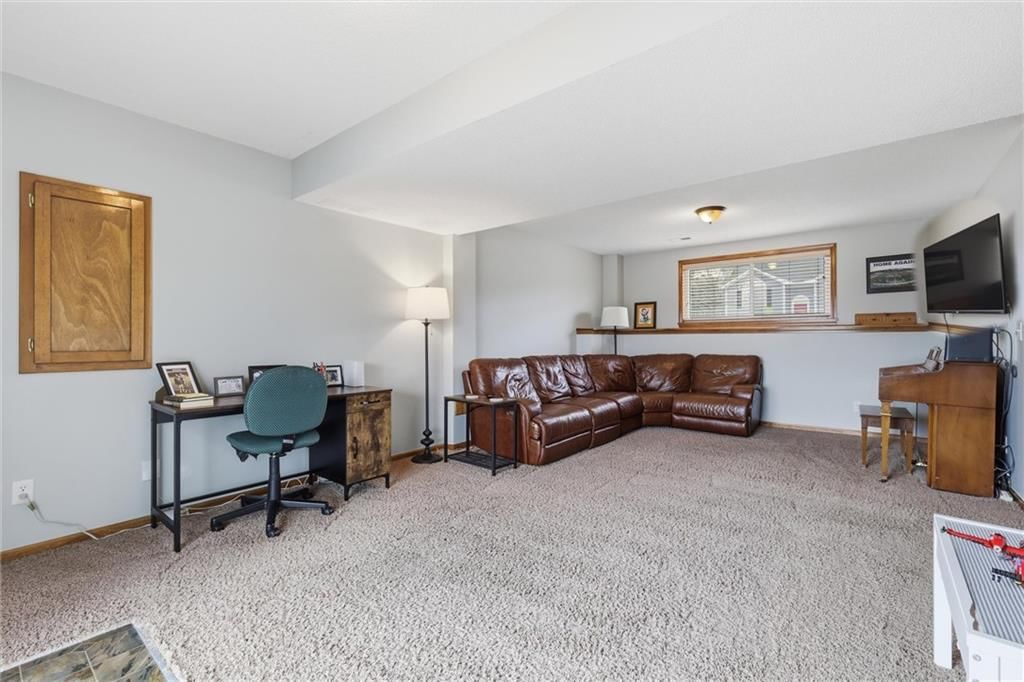 16304 HIGHT Avenue — photo 24
