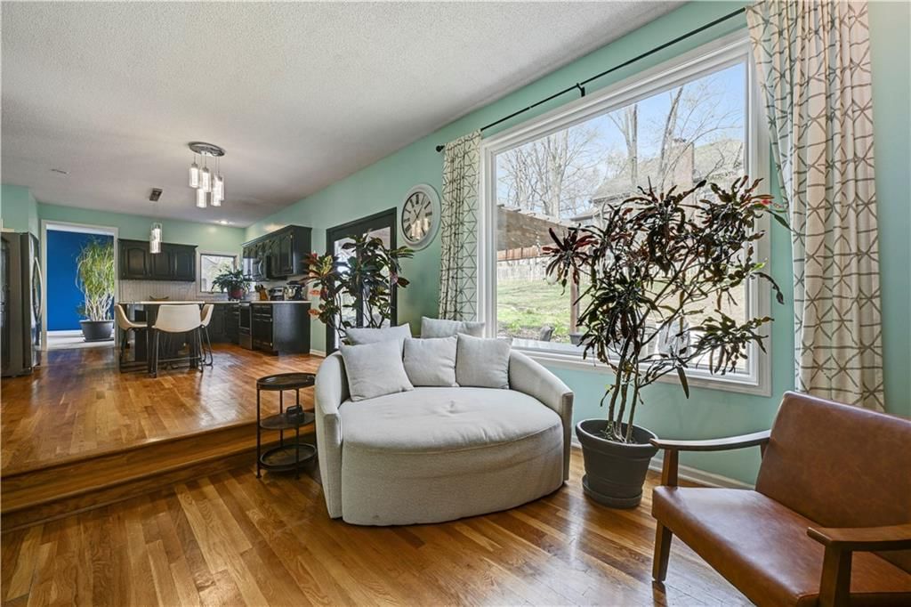 14714 W 83rd Street — photo 10
