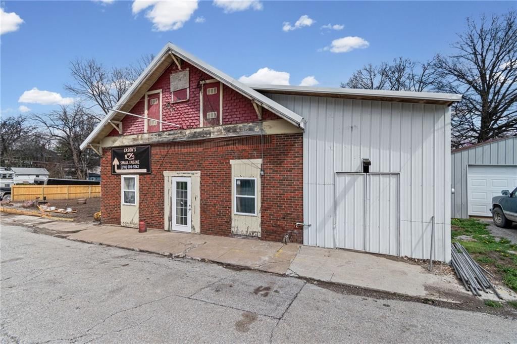 108 N Virginia Street — photo 4