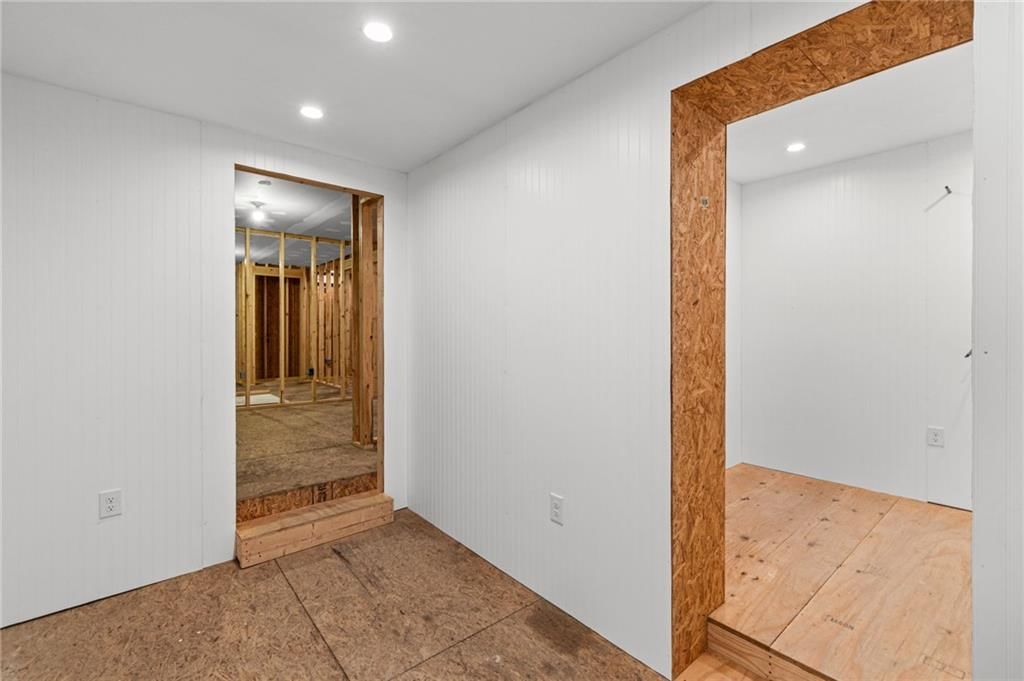108 N Virginia Street — photo 5