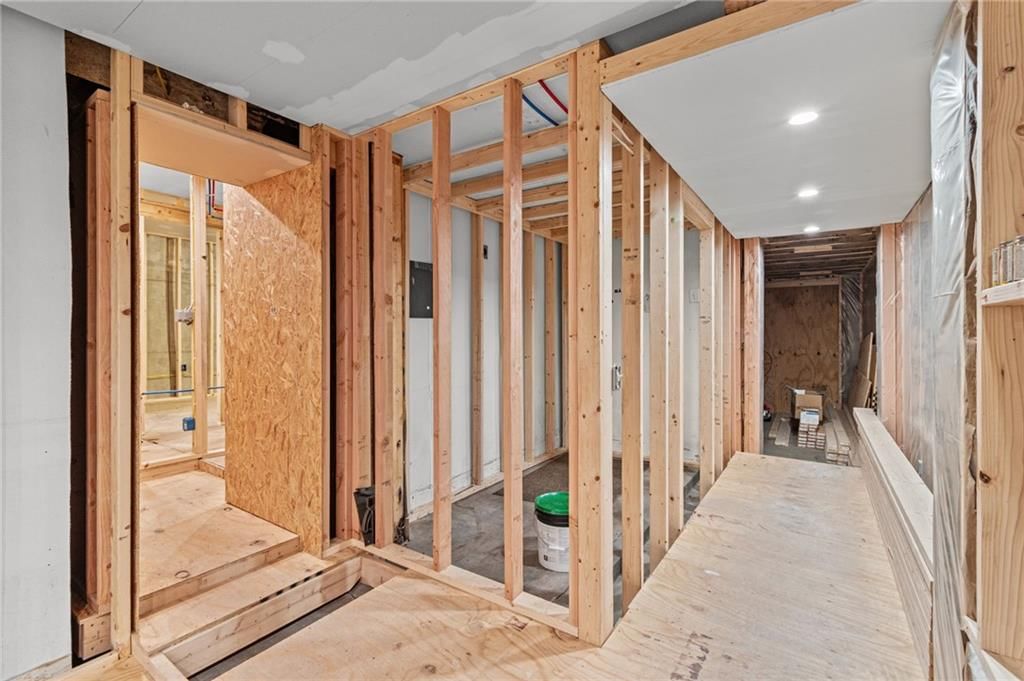 108 N Virginia Street — photo 10