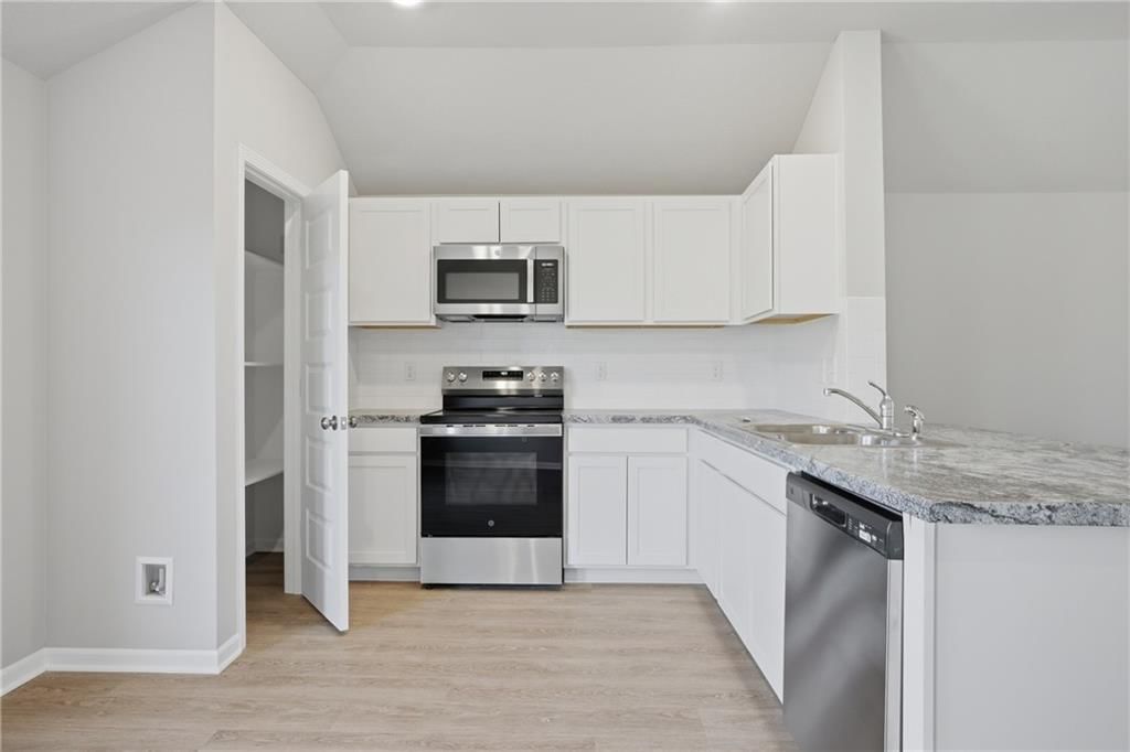 20216 W 194th Terrace — photo 10