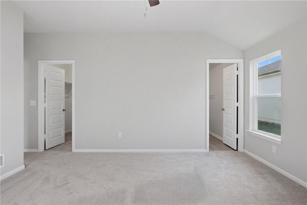 20216 W 194th Terrace — photo 12