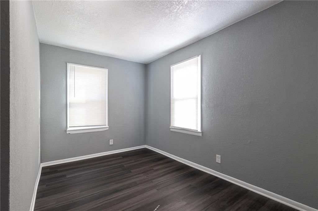 3309 E 69th Street — photo 14