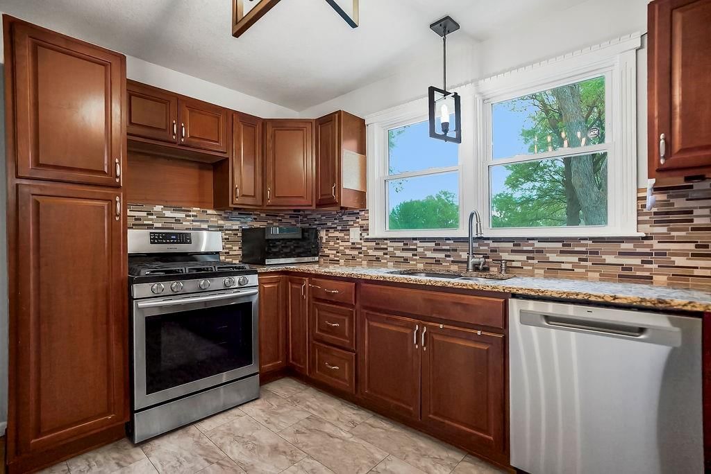 2600 Spring Garden Street — photo 10
