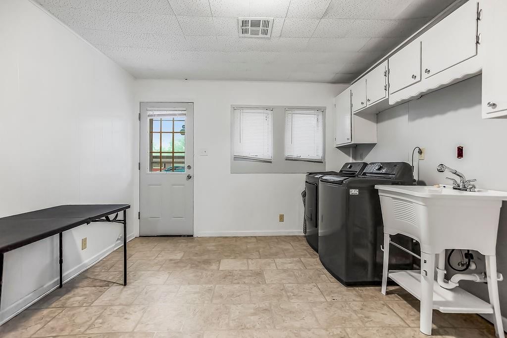 2600 Spring Garden Street — photo 20