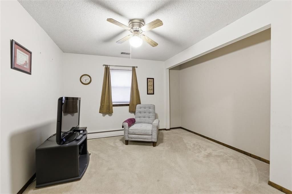 3232 N Forest Avenue — photo 11