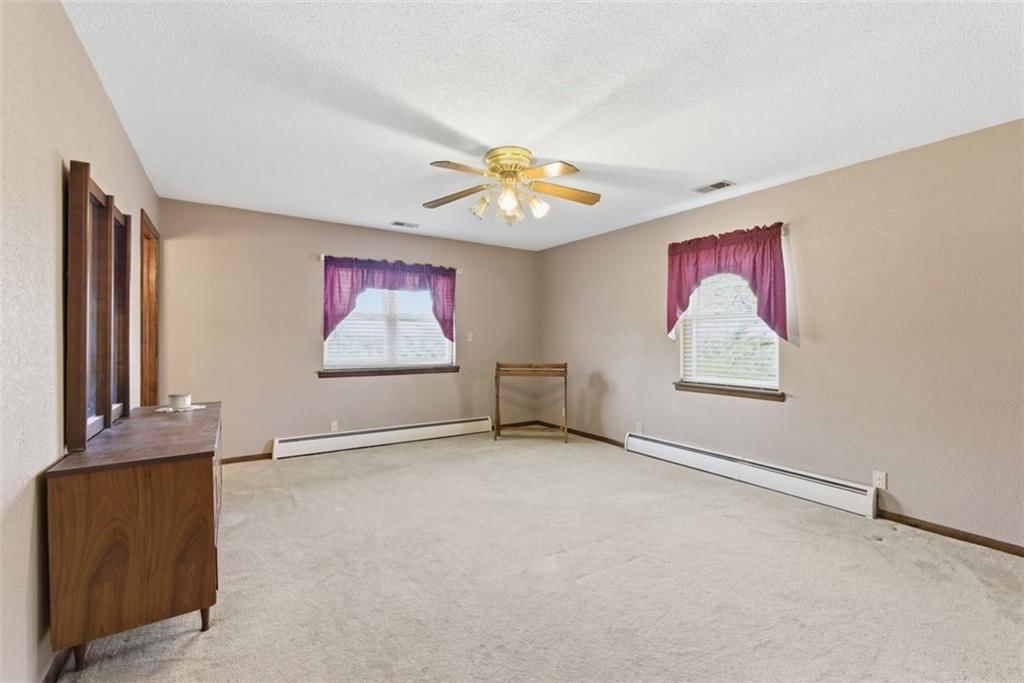 3232 N Forest Avenue — photo 13