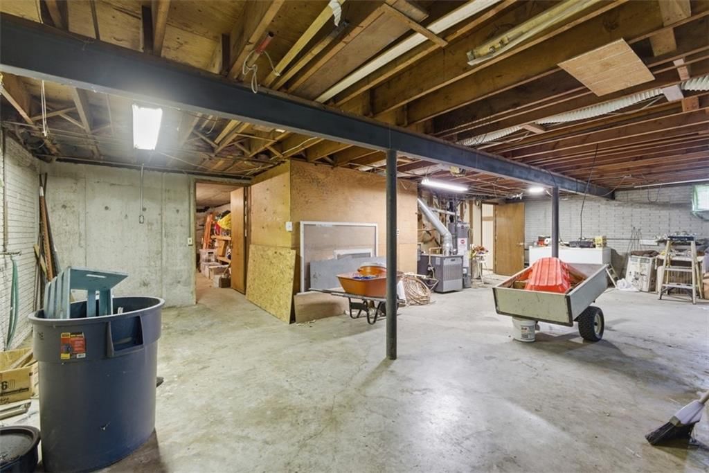 3232 N Forest Avenue — photo 28