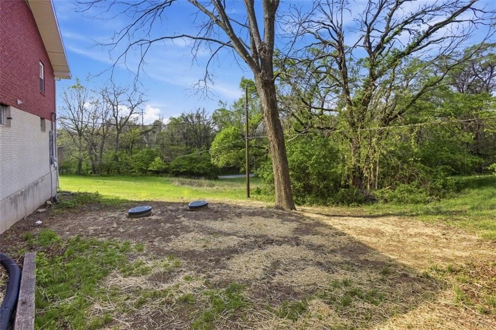 3232 N Forest Avenue — photo 33