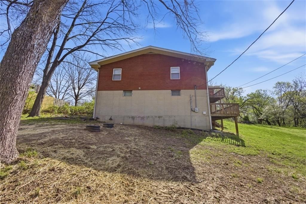 3232 N Forest Avenue — photo 34