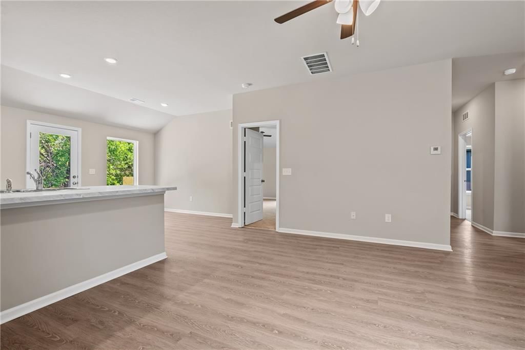19451 Lincoln Street — photo 18