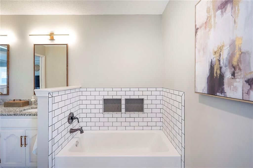 615 OVERLOOK Drive — photo 29