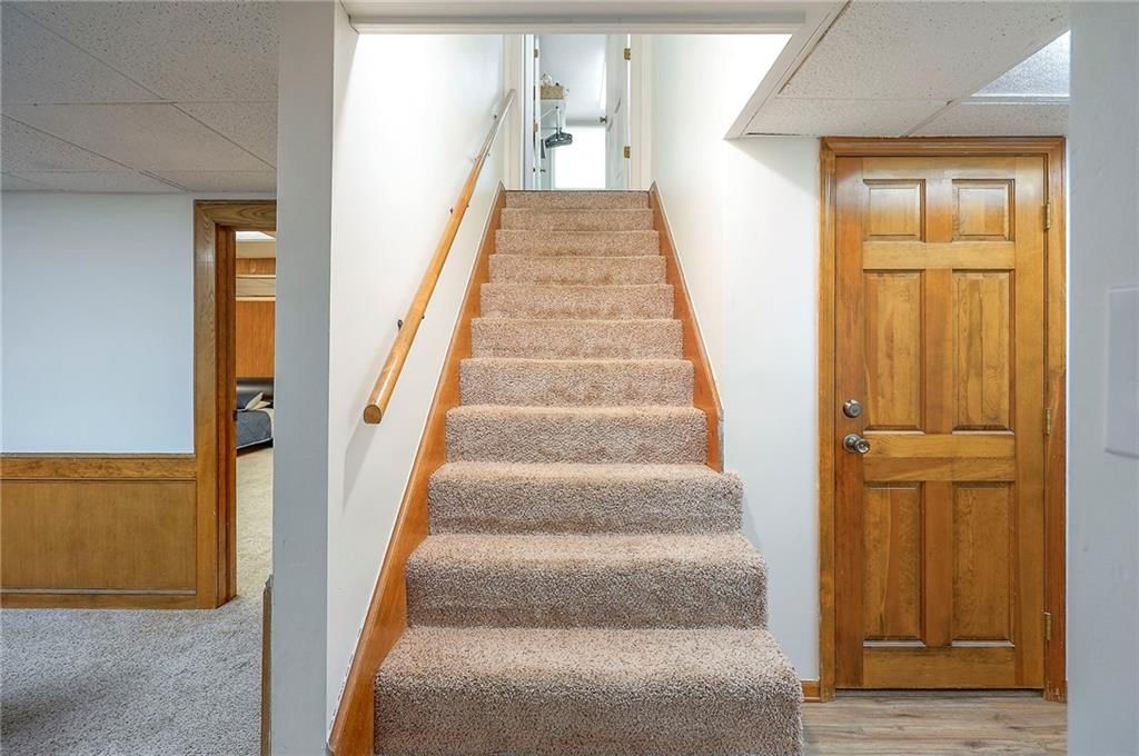 615 OVERLOOK Drive — photo 36