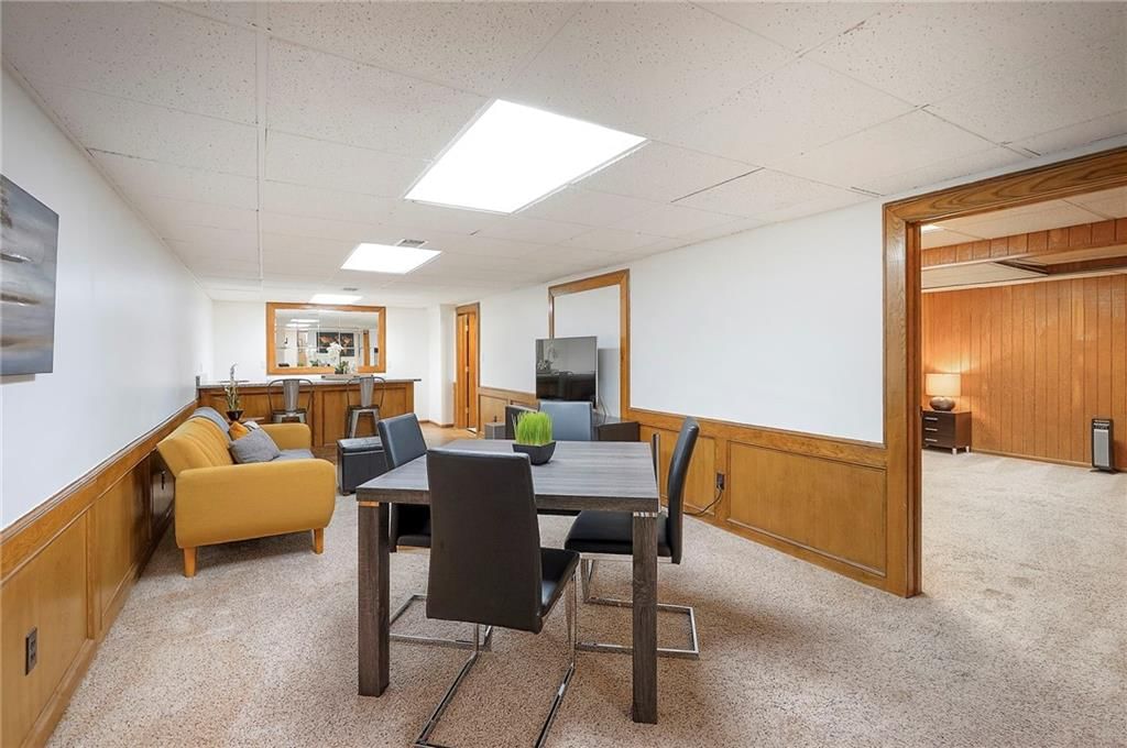 615 OVERLOOK Drive — photo 37