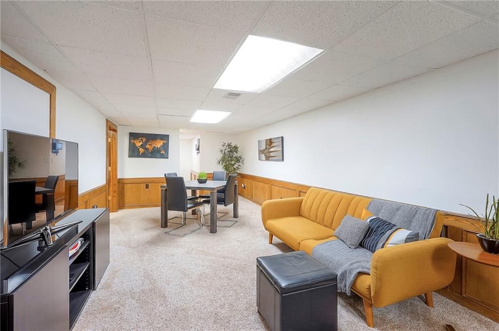615 OVERLOOK Drive — photo 40