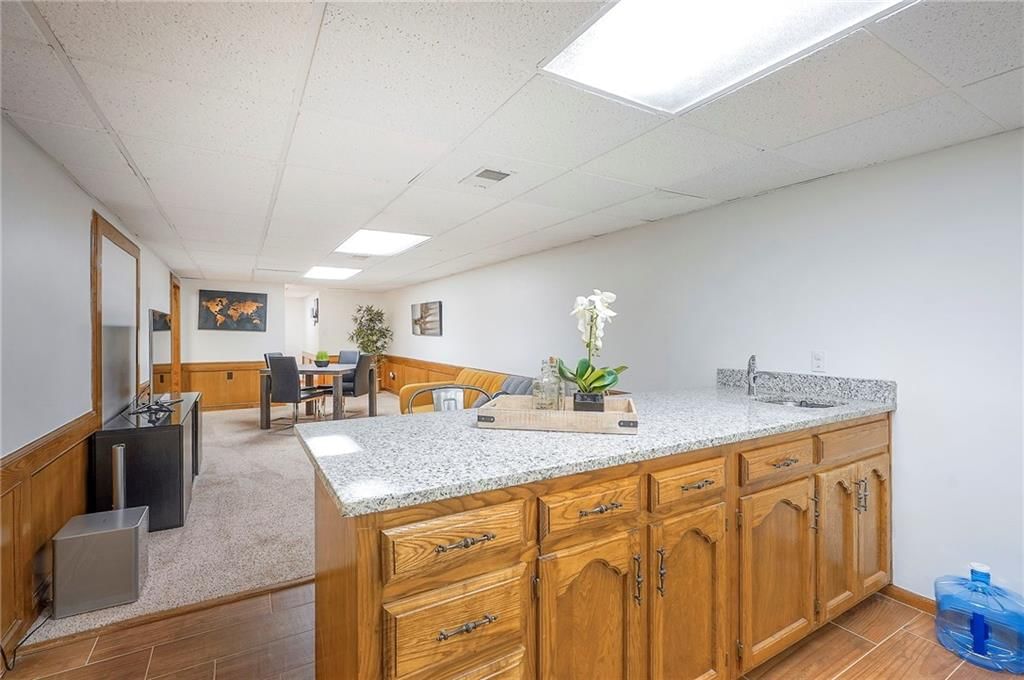615 OVERLOOK Drive — photo 42