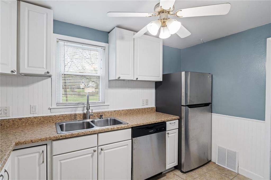 726 Lakewood Road — photo 11