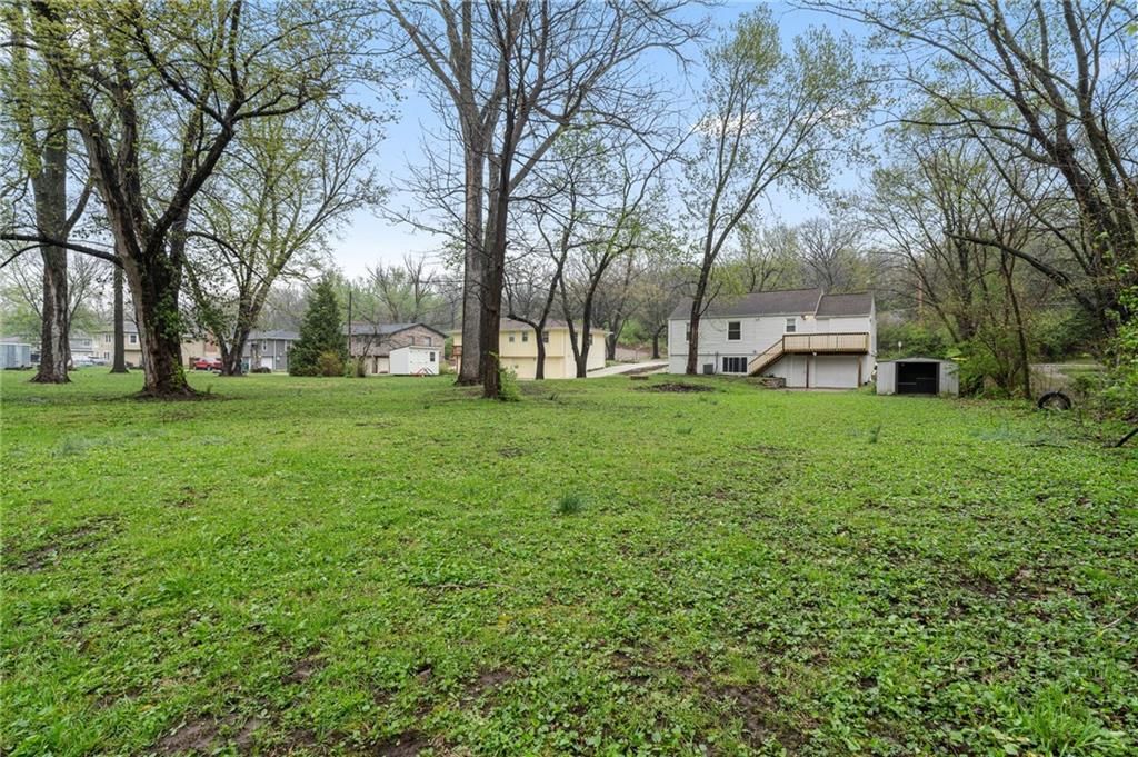 726 Lakewood Road — photo 35
