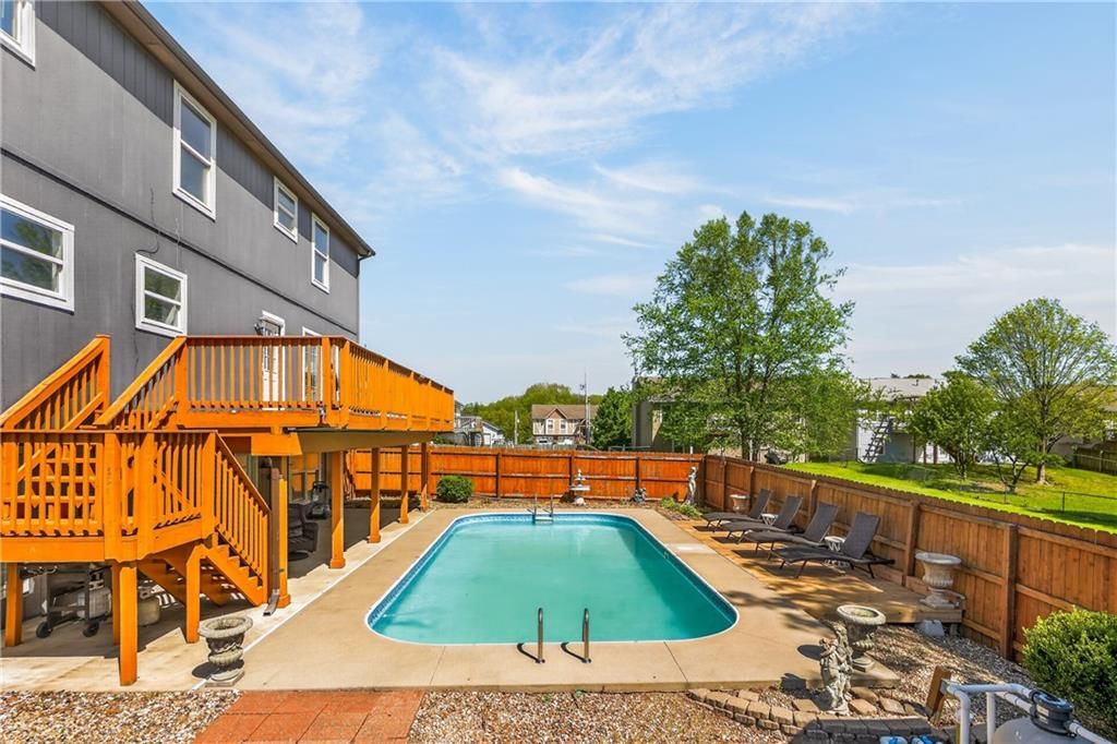 817 Homestead Street — photo 10