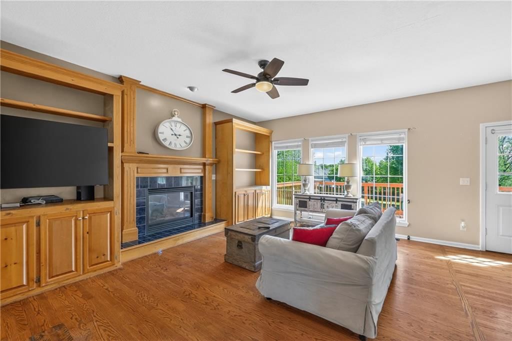 817 Homestead Street — photo 19