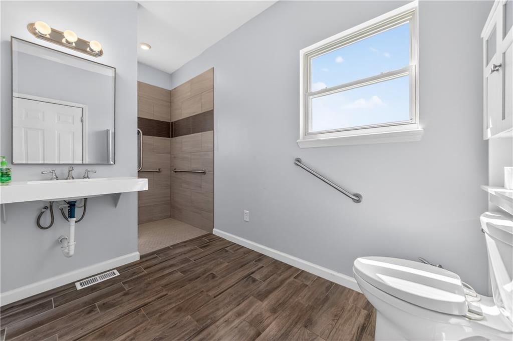 817 Homestead Street — photo 28