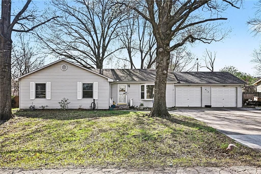 815 Denney Lane — photo 1
