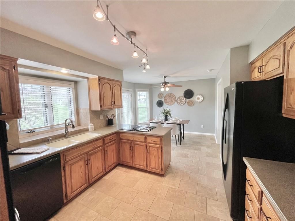 1637 NE 83rd Terrace — photo 8