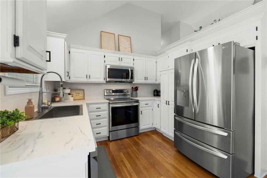 8604 NE 112th Street — photo 8