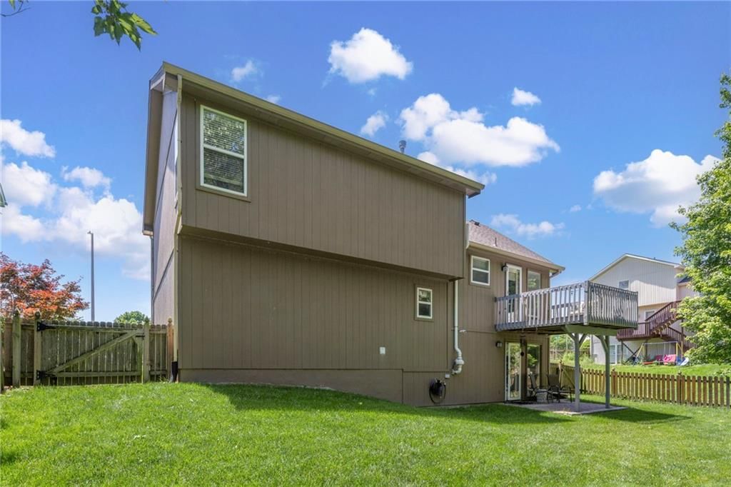 8604 NE 112th Street — photo 32