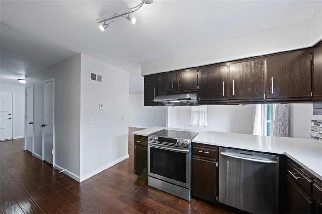 23 W Bannister Road — photo 9