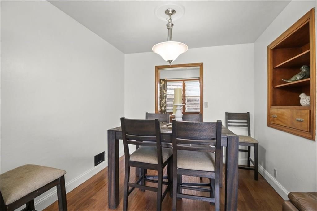 2105 SW Walnut Street — photo 8