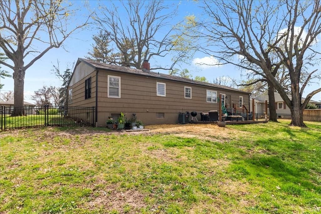 2105 SW Walnut Street — photo 21