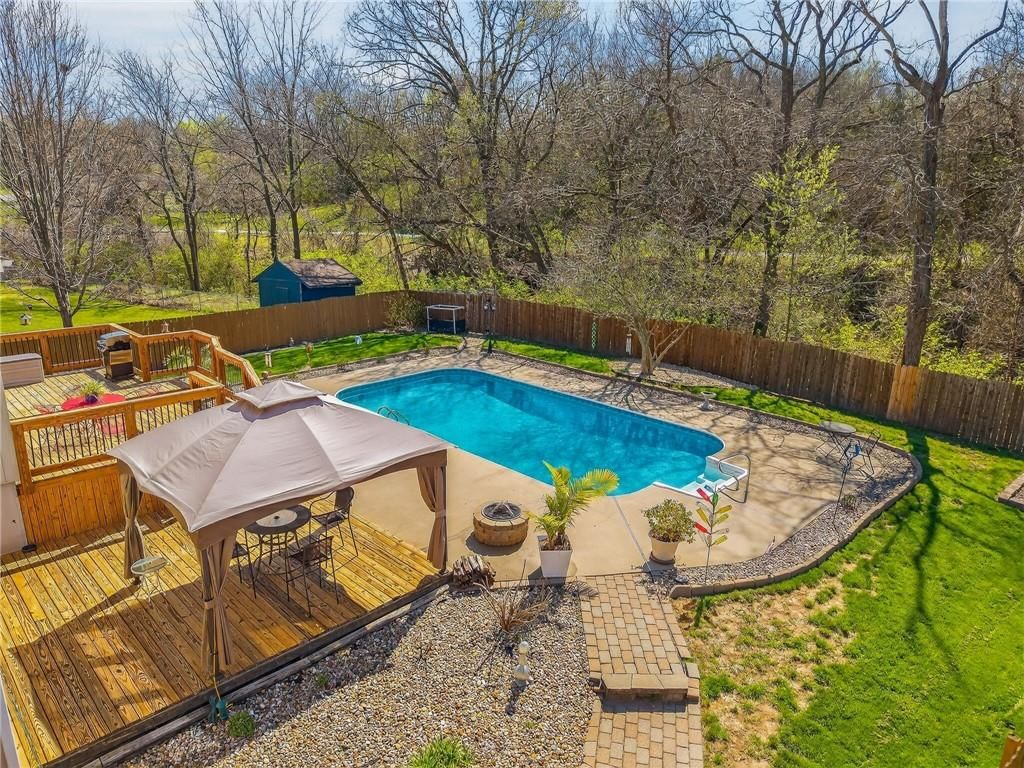 4412 NW PENNINGTON Lane — photo 3