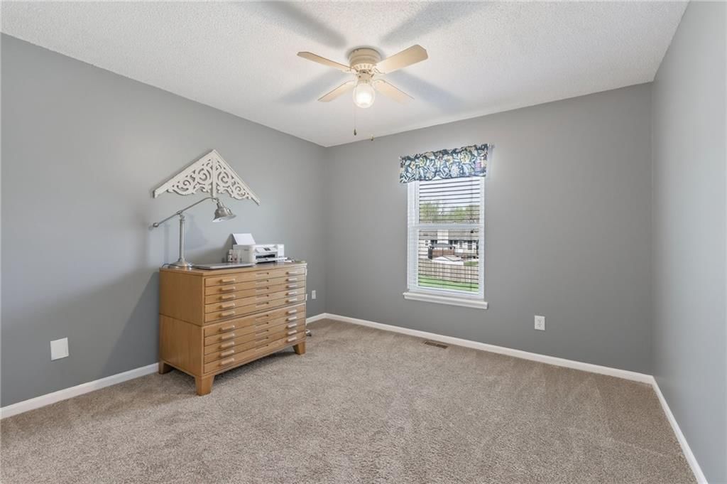 4412 NW PENNINGTON Lane — photo 29