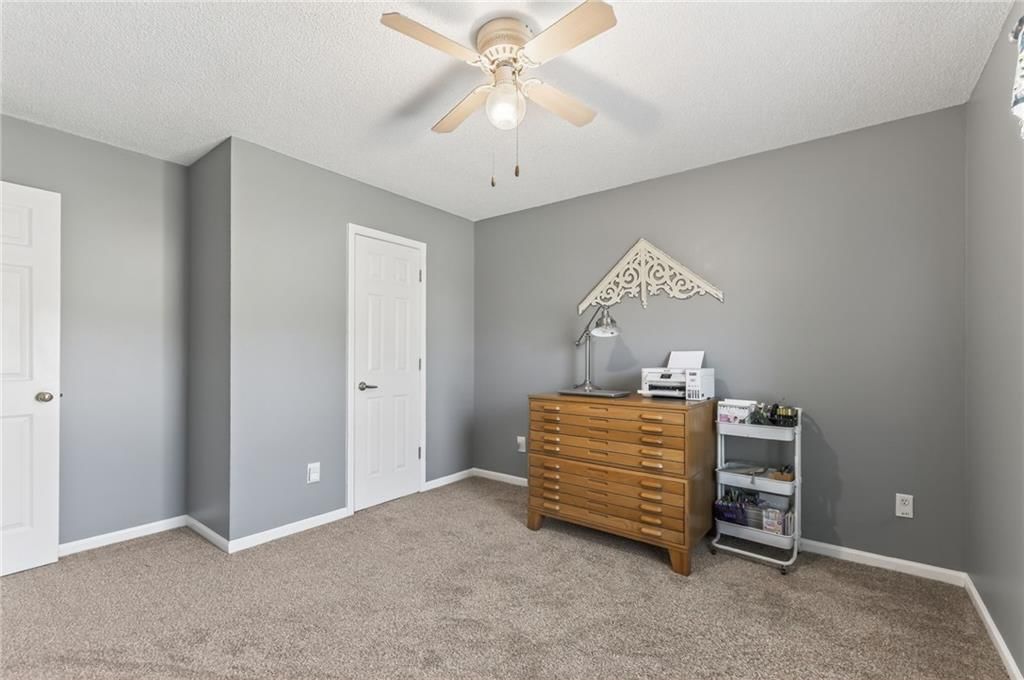 4412 NW PENNINGTON Lane — photo 30