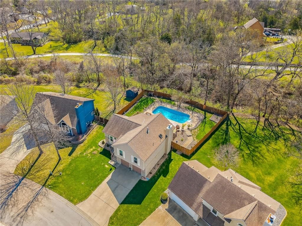 4412 NW PENNINGTON Lane — photo 43