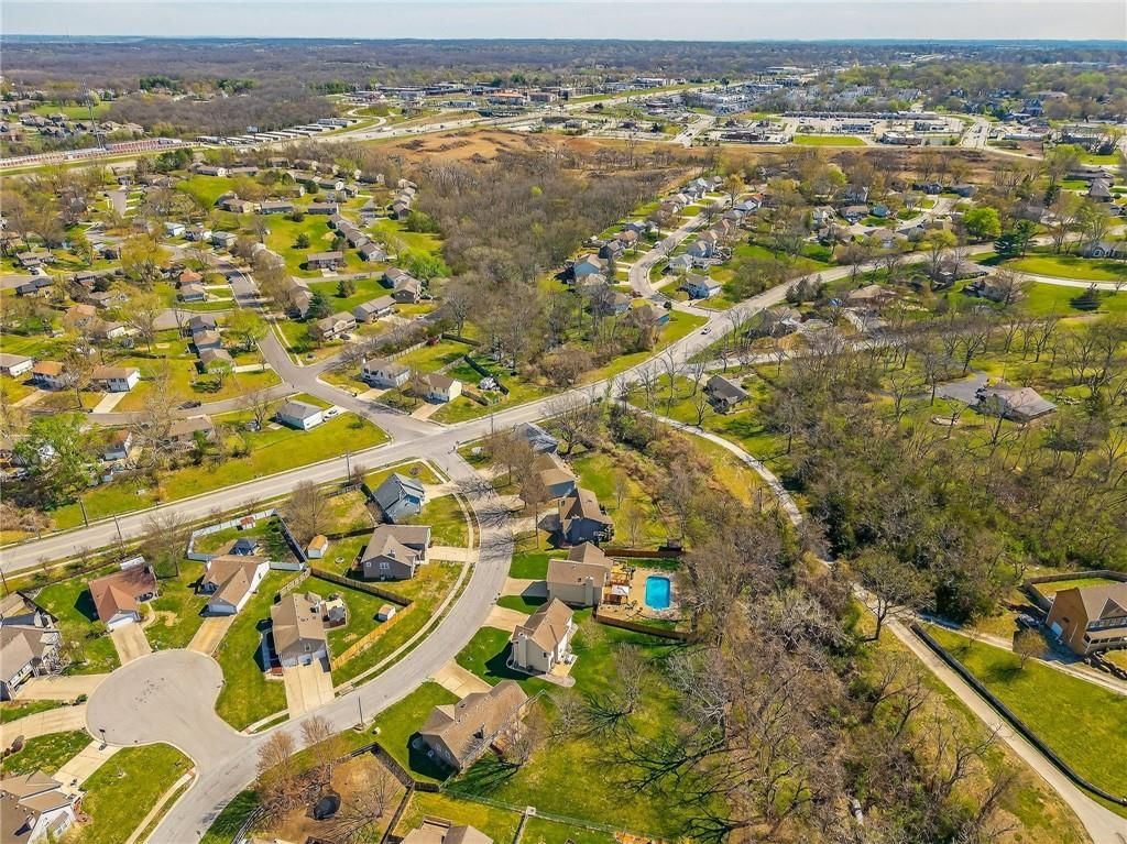 4412 NW PENNINGTON Lane — photo 46
