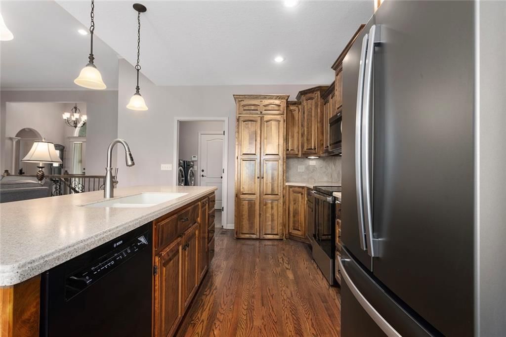 901 SW Olympia Court — photo 12
