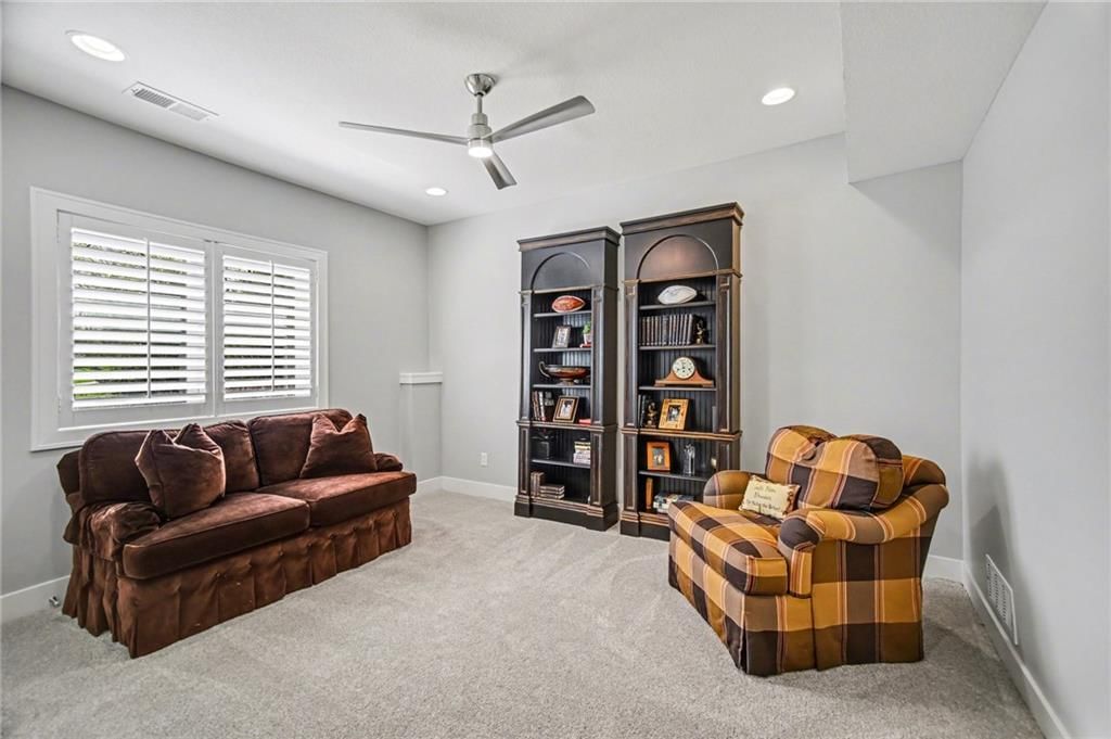 9201 Lime Stone Road — photo 16