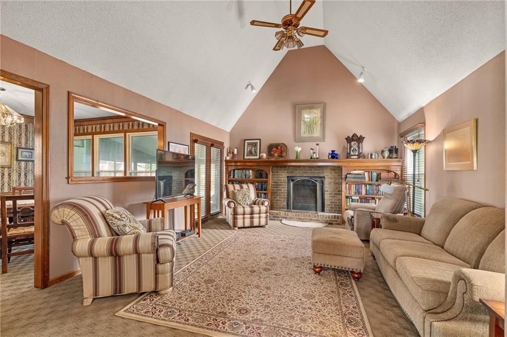 316 N Pinon Street — photo 4