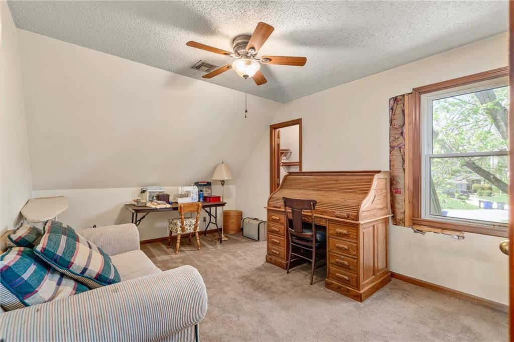 316 N Pinon Street — photo 32