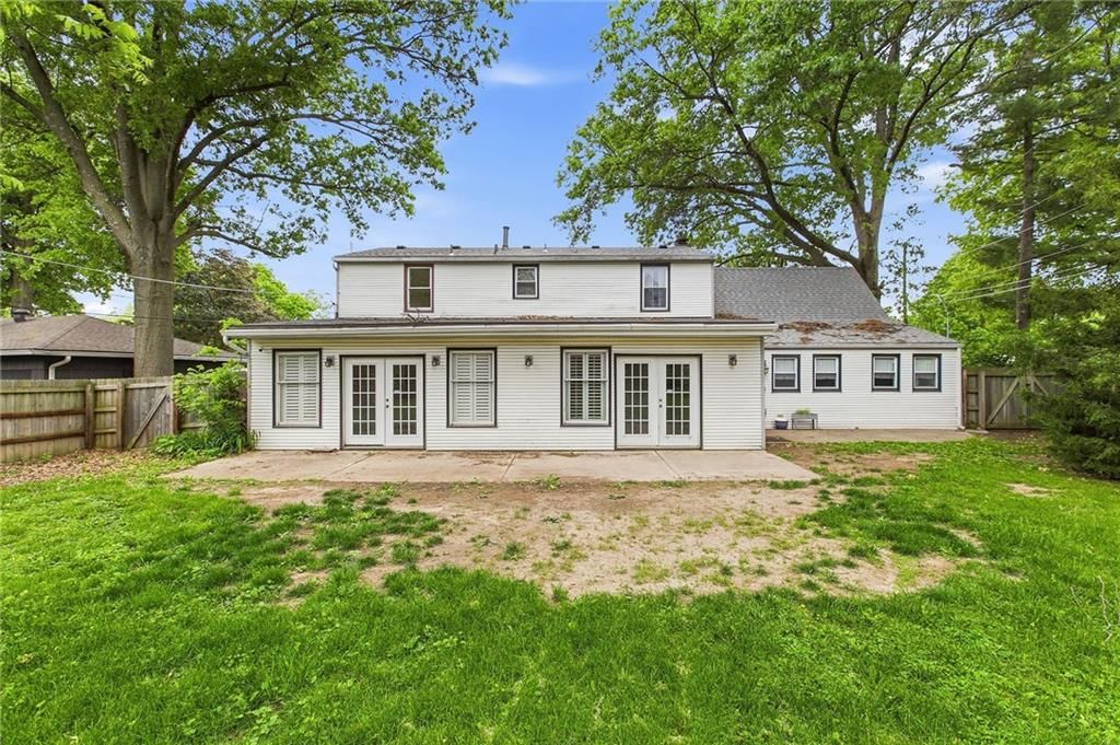4937 NE Chouteau Drive — photo 36