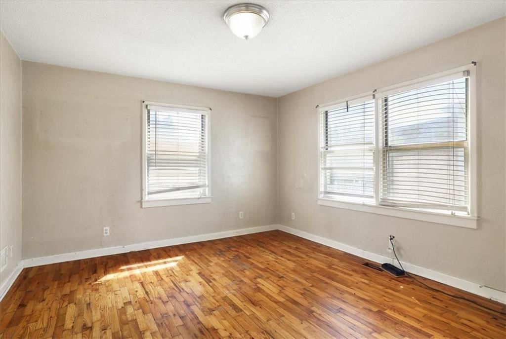 3622 N Garfield Avenue — photo 15