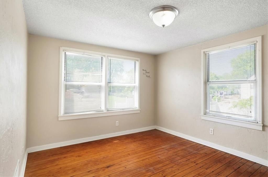 3622 N Garfield Avenue — photo 17