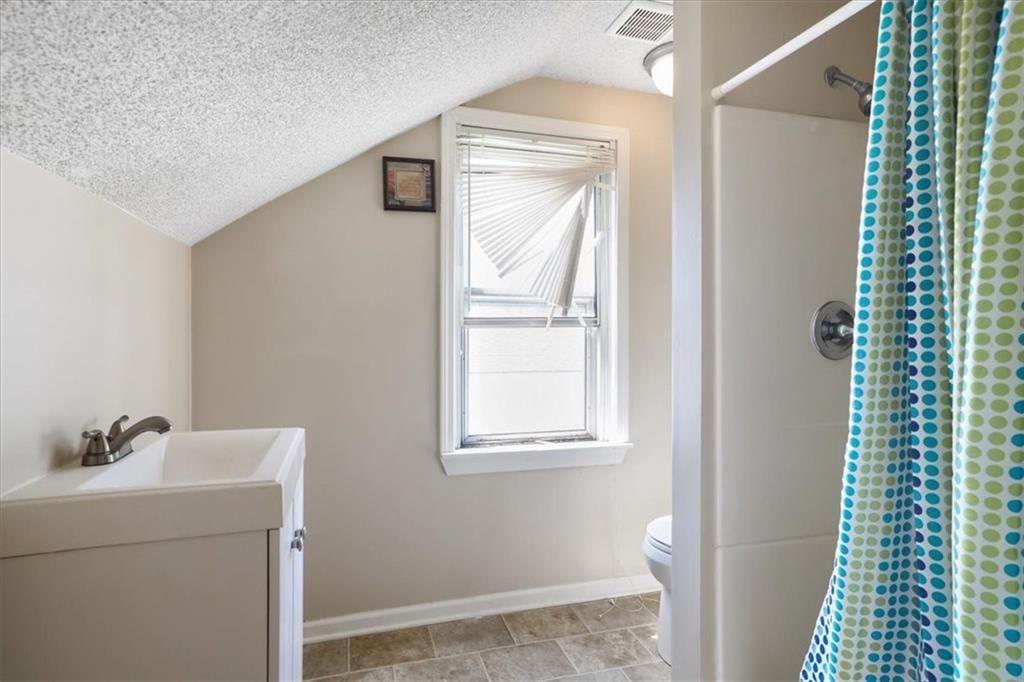 3622 N Garfield Avenue — photo 21