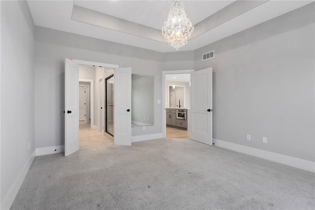 4017 NE Sagamore Drive — photo 9