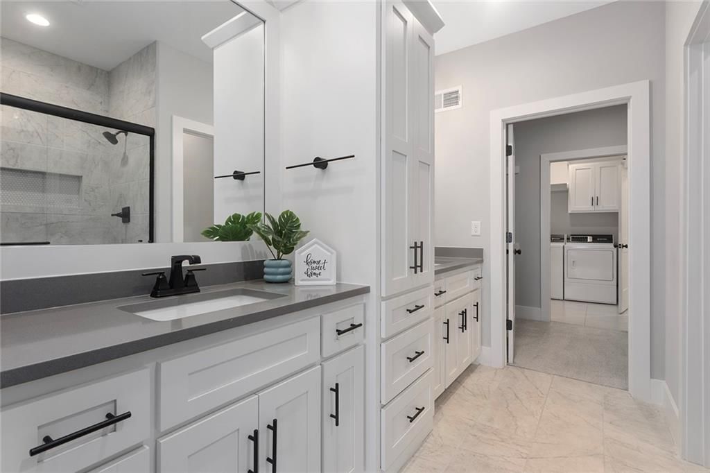 4017 NE Sagamore Drive — photo 11